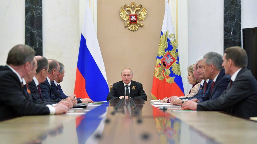 Путин обсудил с членами Совбеза РФ ситуацию с ядерной сделкой по Ирану