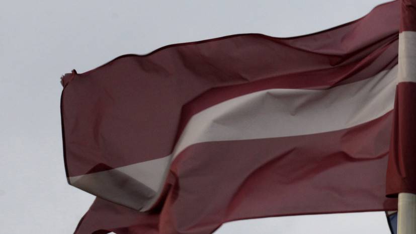 Сейм Латвии одобрил законопроект о гражданстве детям неграждан
