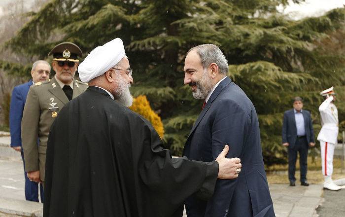 Не стоит прогибаться под США: востоковед о том, почему дружба с Ираном для Армении важнее