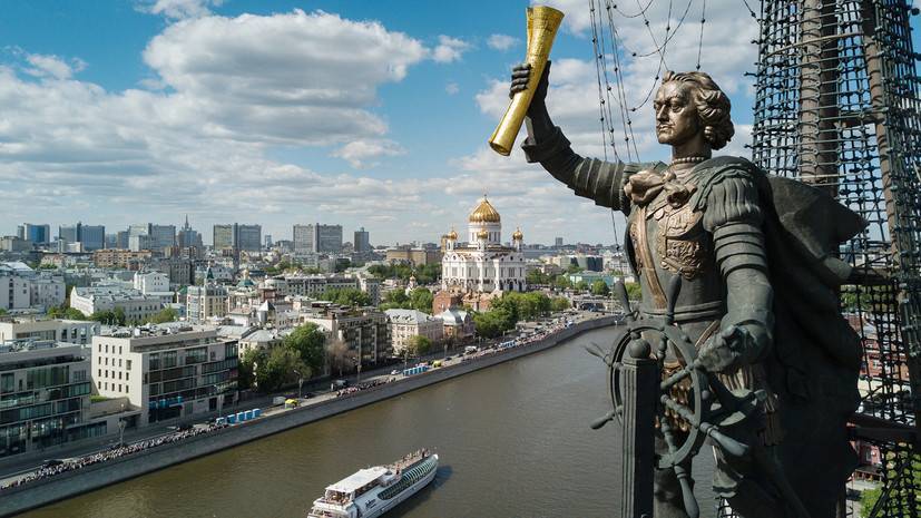 Правительство России утвердило план мероприятий в честь 350-летия Петра I