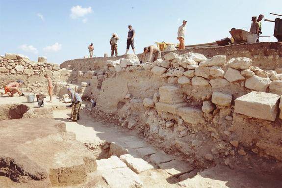 Из-за археологических раскопок в Крыму на Украине введут  санкции в отношении музеев