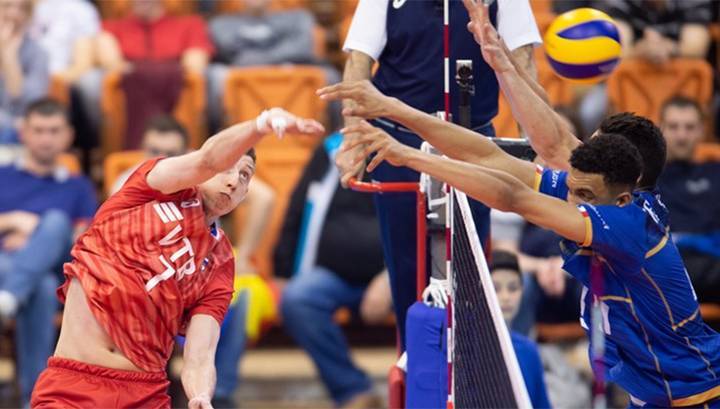 Волейболисты сборной России с поражения стартовали в Лиге наций