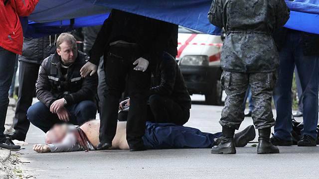 Мать убитого журналиста Бузины попросила Зеленского о встрече