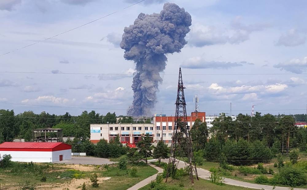 При взрывах на заводе в Дзержинске пострадали 79 человек