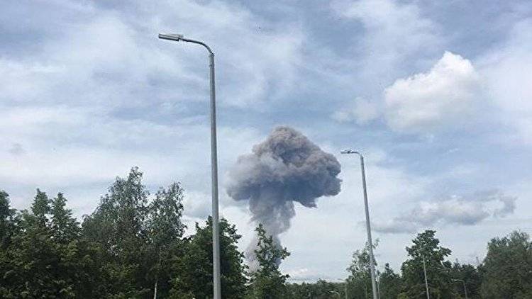 Режим ЧС: из-за взрывов на заводе в Дзержинске пострадали около 40 человек