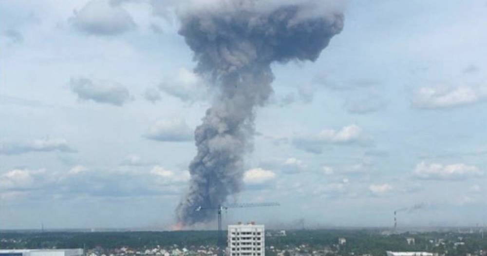 Мощный взрыв произошел на&nbsp;военном заводе в&nbsp;Дзержинске