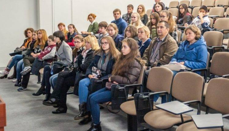 Более 200 студентов из Армении получили квоту на обучение в России