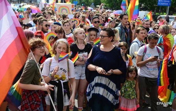 «Европейские ценности»: В Польше прошел масштабный ЛГБТ-марш