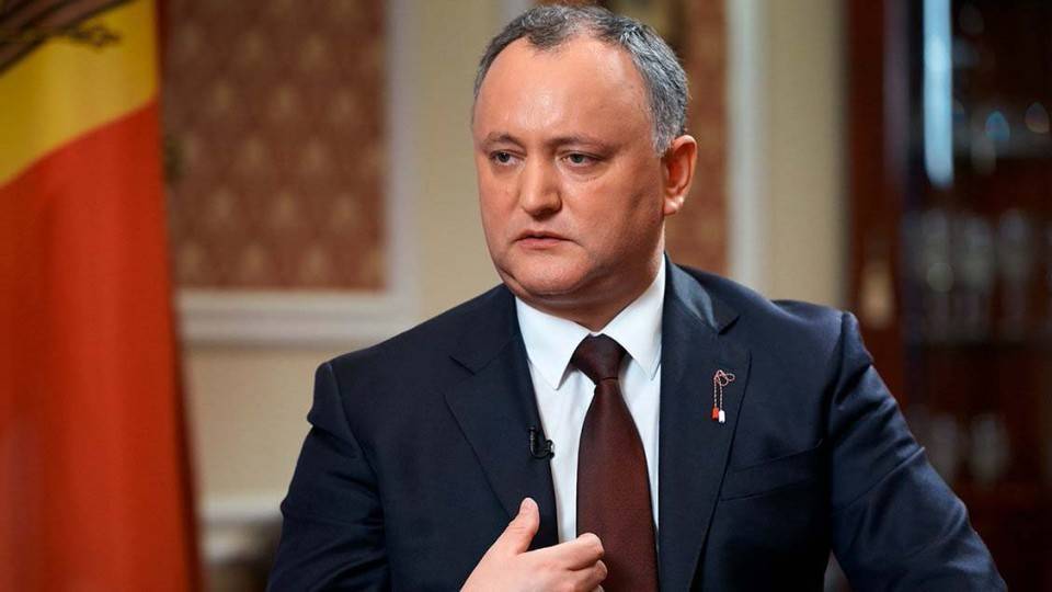 Парламент Молдовы принял декларацию о захвате страны коррупцией и олигархами