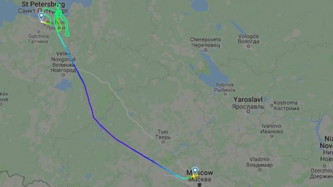 Самолёт "Аэрофлота" 20 минут кружил над Петербургом из-за грозы