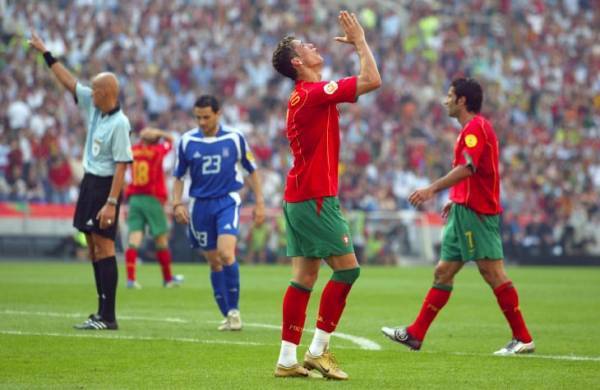 15 лет назад Криштиану проиграл домашний Евро. Сегодня он взял трофей со сборной в Португалии