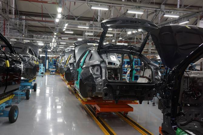 «Автотор» в 2019 году планирует выпустить 3 тысячи кроссоверов BMW X7