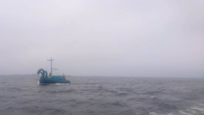 Финские пограничники приняли российскую яхту за трёхглавое чудовище