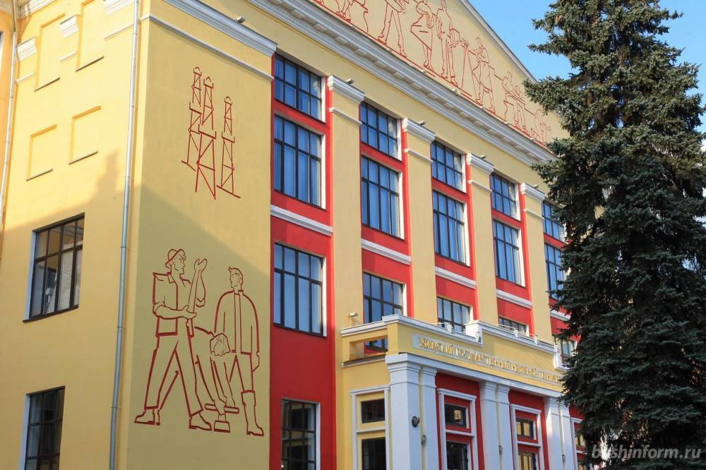 Уфимский нефтяной университет вошел в «Топ 100 вузов России 2019» согласно рейтингу RAEX