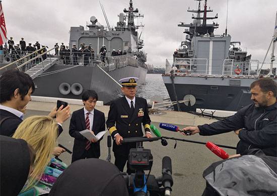 Во Владивосток прибыл миноносец ВМС Японии «Судзунами»: учения Sarex-2019