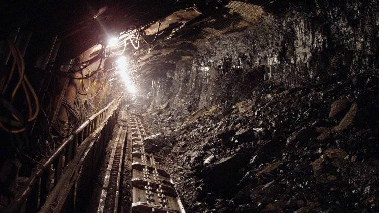 Горняков из кузбасской шахты эвакуировали на поверхность