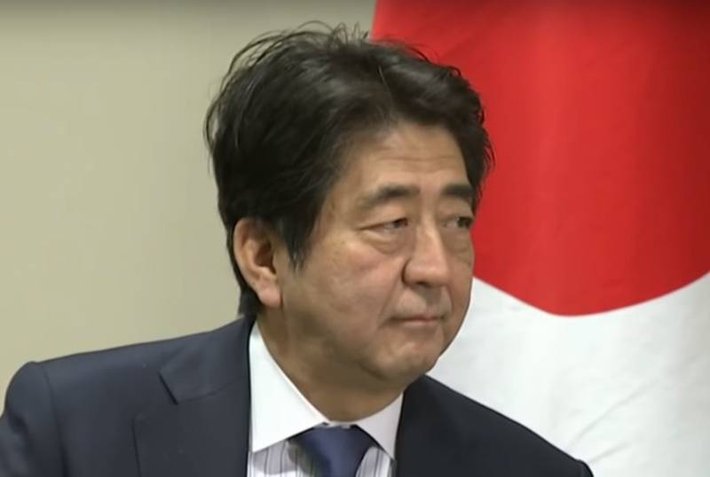 Япония реализует план премьера Абэ по развитию связей с Россией
