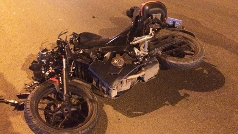 Мотоциклист упал в обрыв с высоты 20 метров и выжил