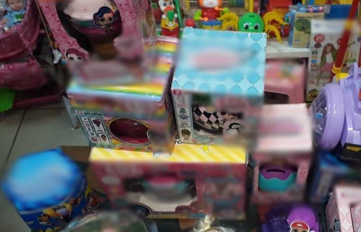 Кузбасские полицейские обнаружили контрафактных кукол известного бренда