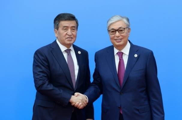 Глава Киргизии пригласил новоизбранного президента Казахстана в гости