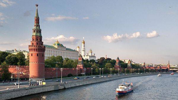 Вопрос о платном въезде в центр Москвы должны решать жители, заявил заммэра