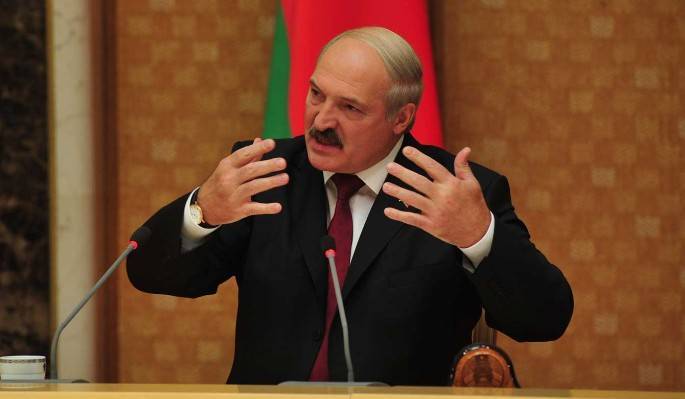 Лукашенко сделал жесткое заявление после слов об отставке