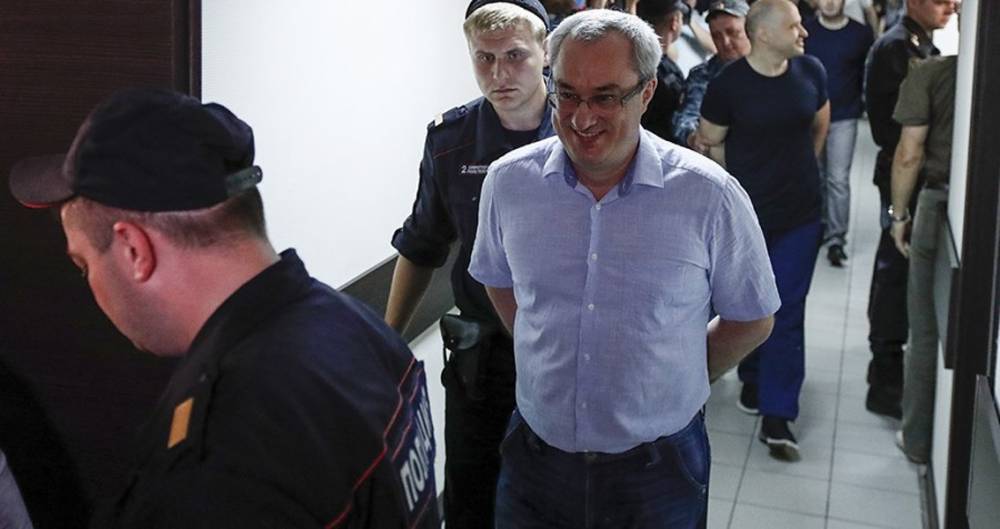 Экс-главу Коми Гайзера приговорили к 11 годам тюрьмы