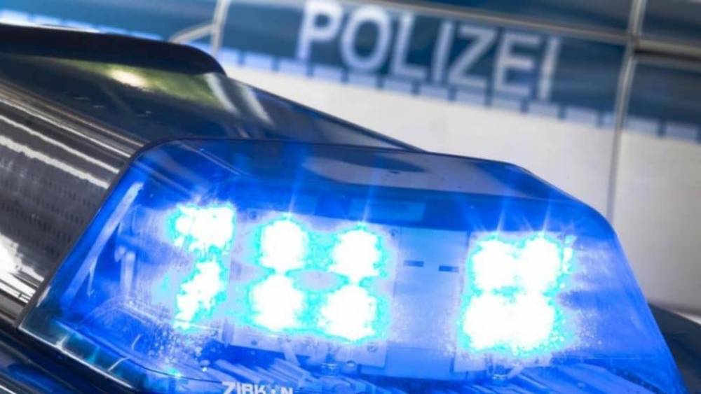 Берлин: женщина напала на ребенка и украла у него велосипед