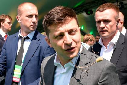Зеленский захотел уволить всех украинских губернаторов