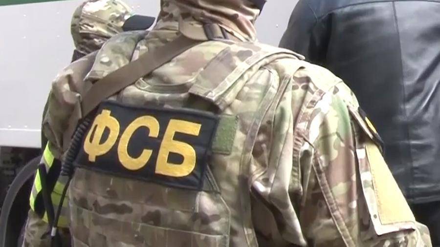 ФСБ задержала в Крыму восемь сторонников террористической организации