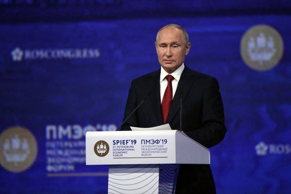 Путин на ПМЭФ был «чрезвычайно дружелюбен и весьма конструктивен», что напрягло США — Сатановский