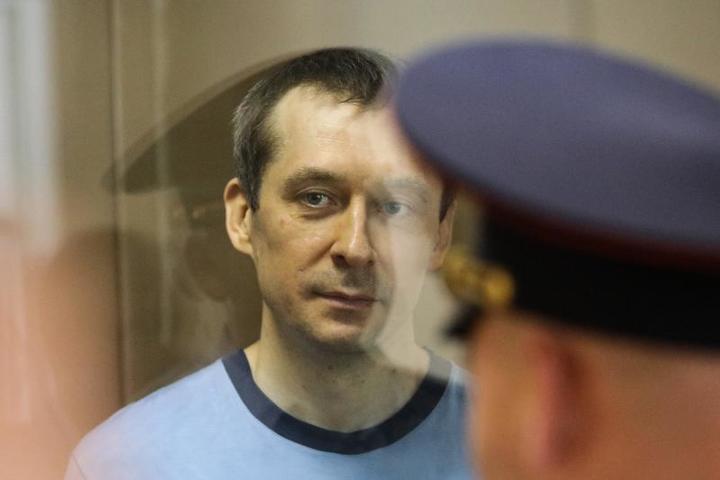 Дмитрий Захарченко приговорен к 13 годам колонии строгого режима