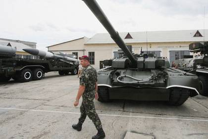Порошенко оставил украинскую армию без «Оплотов»