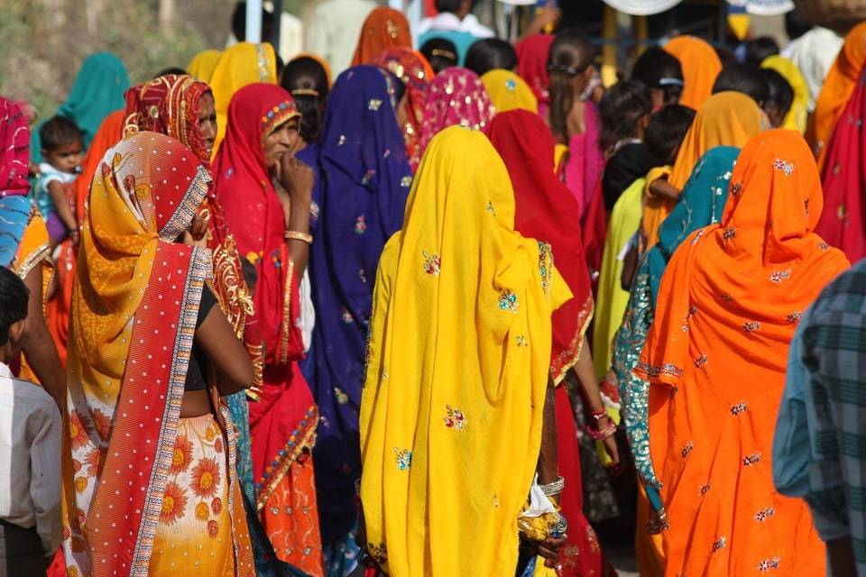 Индия: пожизненный срок 6 мужчинам за изнасилование и убийство девочки