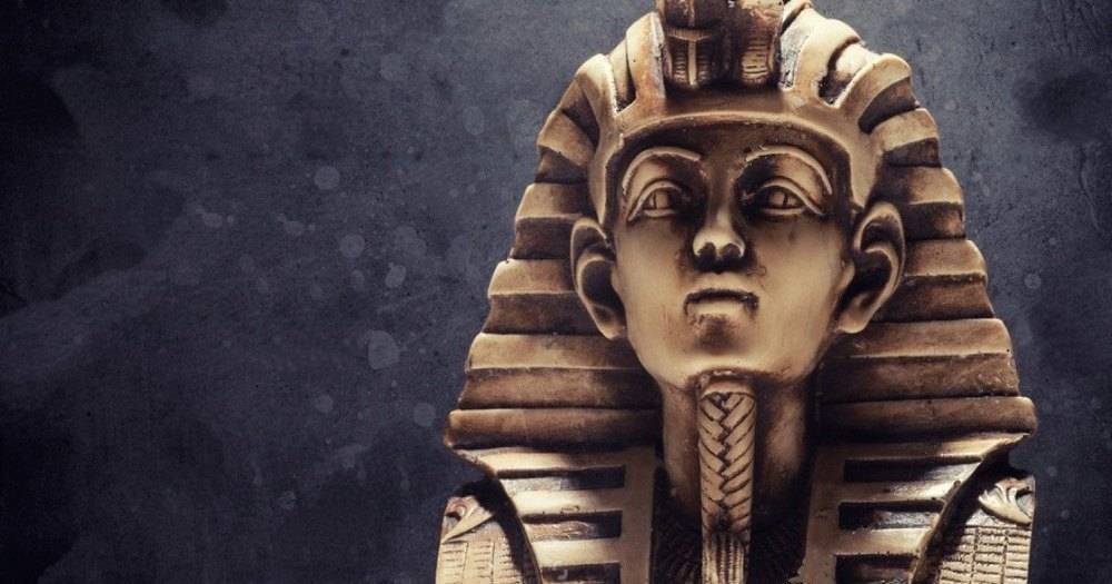 Египет потребует от Великобритании бюст Тутанхамона