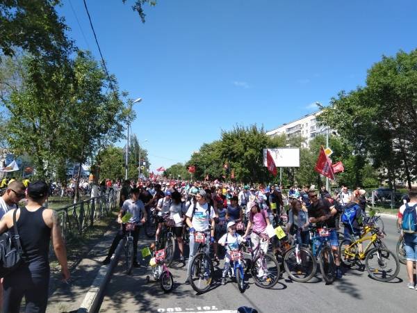 В Оренбурге прошел фестиваль «День 1000 велосипедистов»