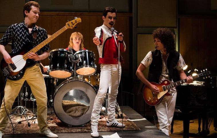Группу Queen восхитил кавер их песни в исполнении российского балалаечника