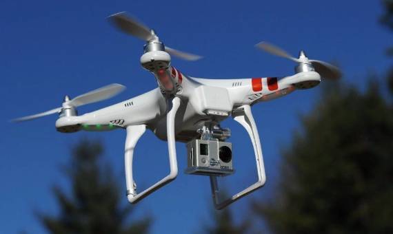 Ученые научили дронов с помощью ИИ уклоняться от быстро движущихся объектов