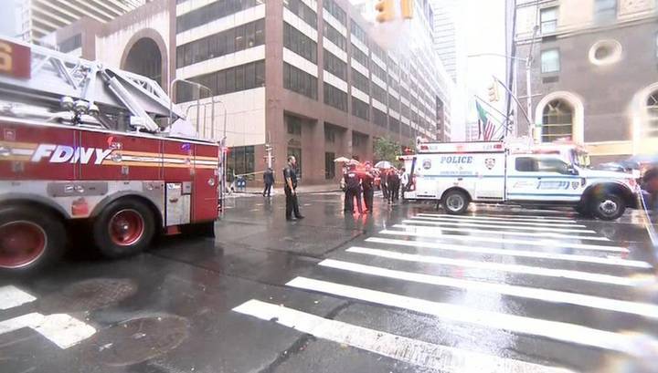 Вертолет упал на крышу нью-йоркского небоскреба: погиб один человек