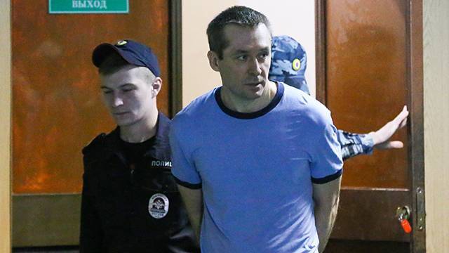 Захарченко оправдали по одному из эпизодов взятки