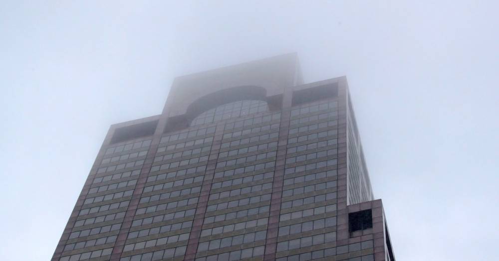 Вертолёт врезался в небоскрёб на Манхэттене