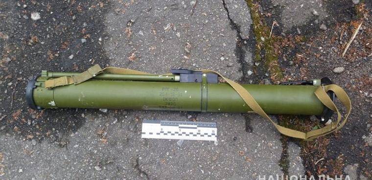 Нацполиция Украины разоблачила торговца оружием на оккупированной территории ЛНР