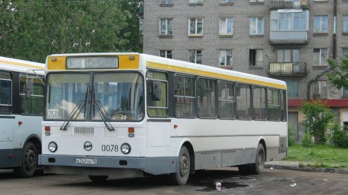 На Васильевском острове временно изменятся автобусные маршруты