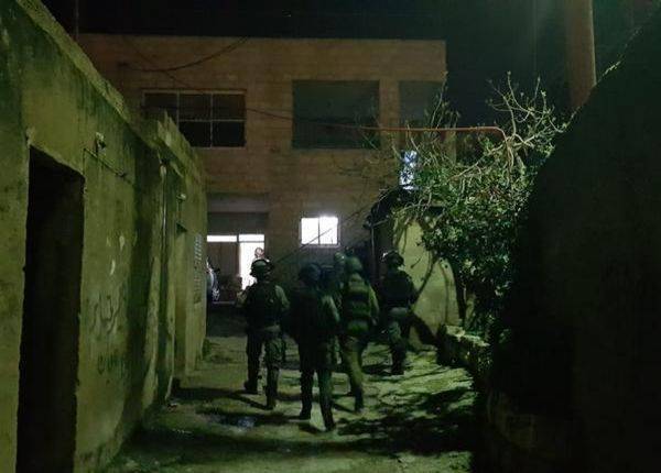 Ночные аресты в Шхеме, военные вступили в перестрелку с палестинской полицией