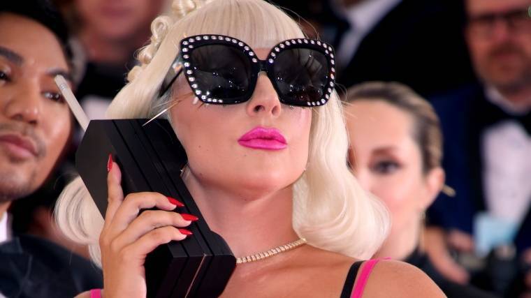 «Отвалите»: Леди Гага резко ответила на&nbsp;сплетни о&nbsp;романе с&nbsp;Брэдли Купером