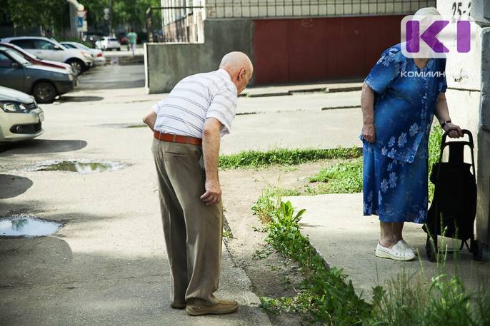 В Ухте лже-работник соцслужбы и его подельник похитили у пенсионеров более 900 тысяч рублей