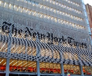 «The New York Times» меняет редакционную политику из-за антисемитского скандала