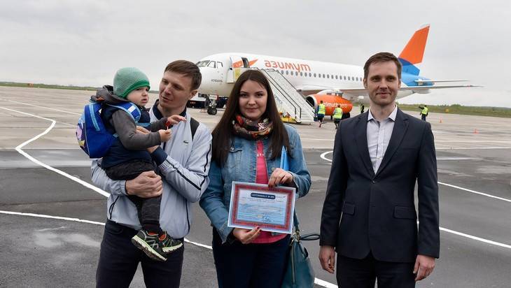 В Брянске из-за неисправности отменили вылет в Сочи самолёта Superjet