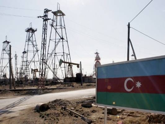 Азербайджан увеличил нефтедобычу, оставаясь в рамках обязательств ОПЕК+