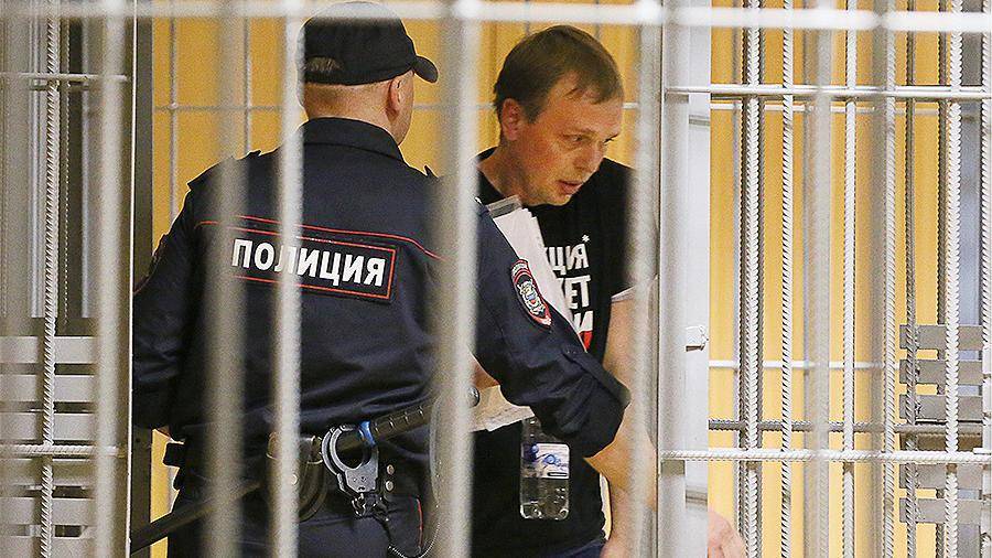 Матвиенко заявила о личном контроле Чайки за делом журналиста Голунова